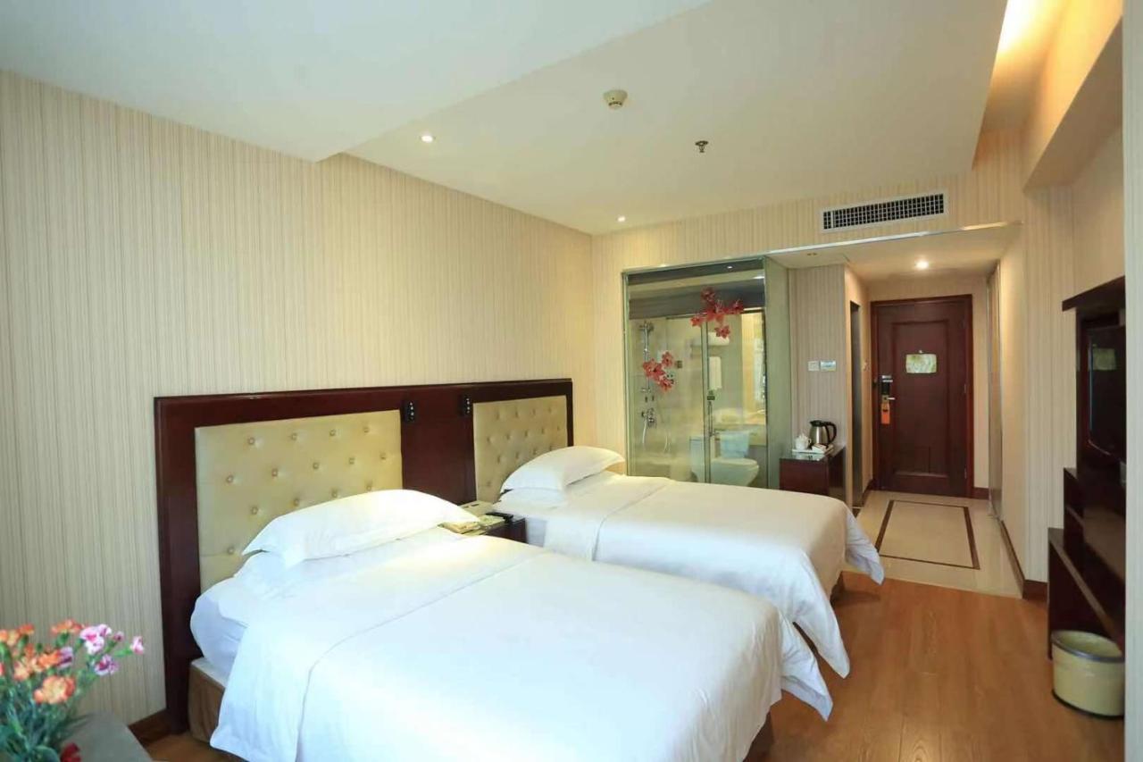 Vienna Hotel In Pinghu Square Shenzhen Exterior foto