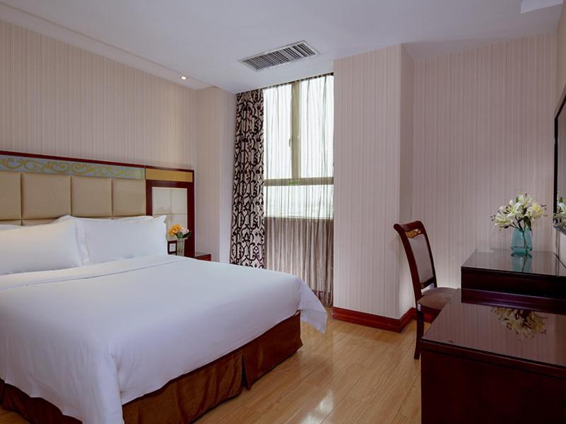 Vienna Hotel In Pinghu Square Shenzhen Exterior foto